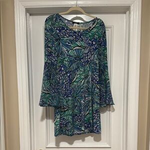 Elegant Blue and Green Leaf Print Dress